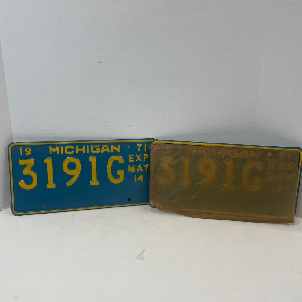 Michigan License Plate Pair 1971 Blue Yellow 3191G Vintage Embossed Metal Set